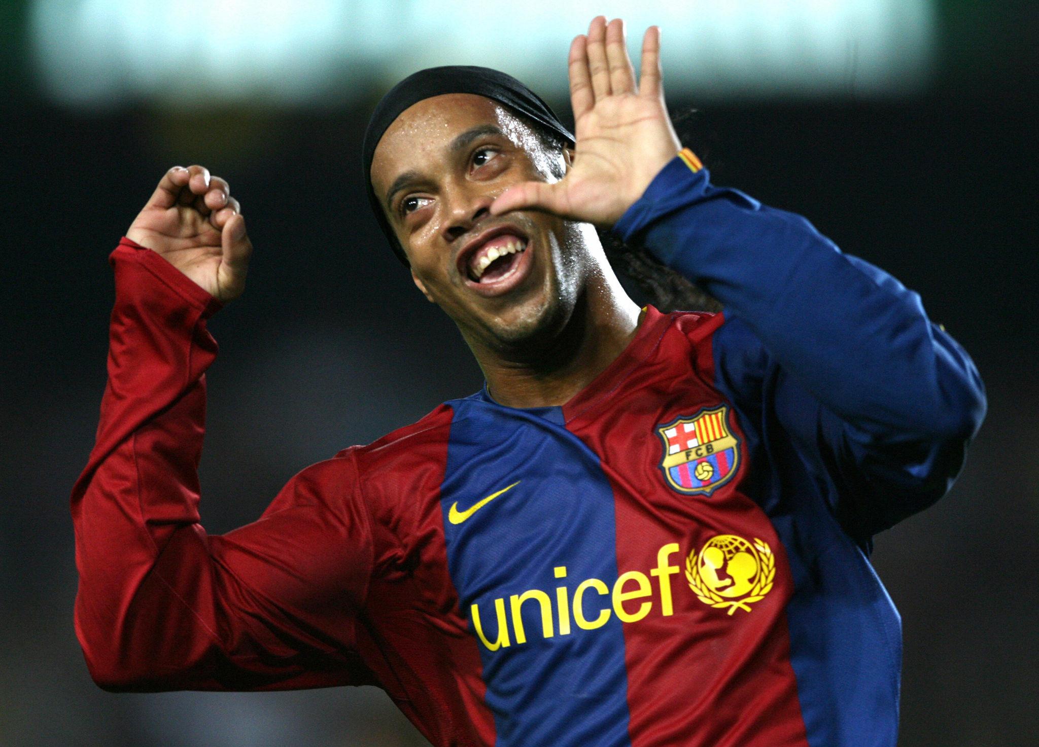 Keajaiban Ronaldinho di Lapangan Hijau