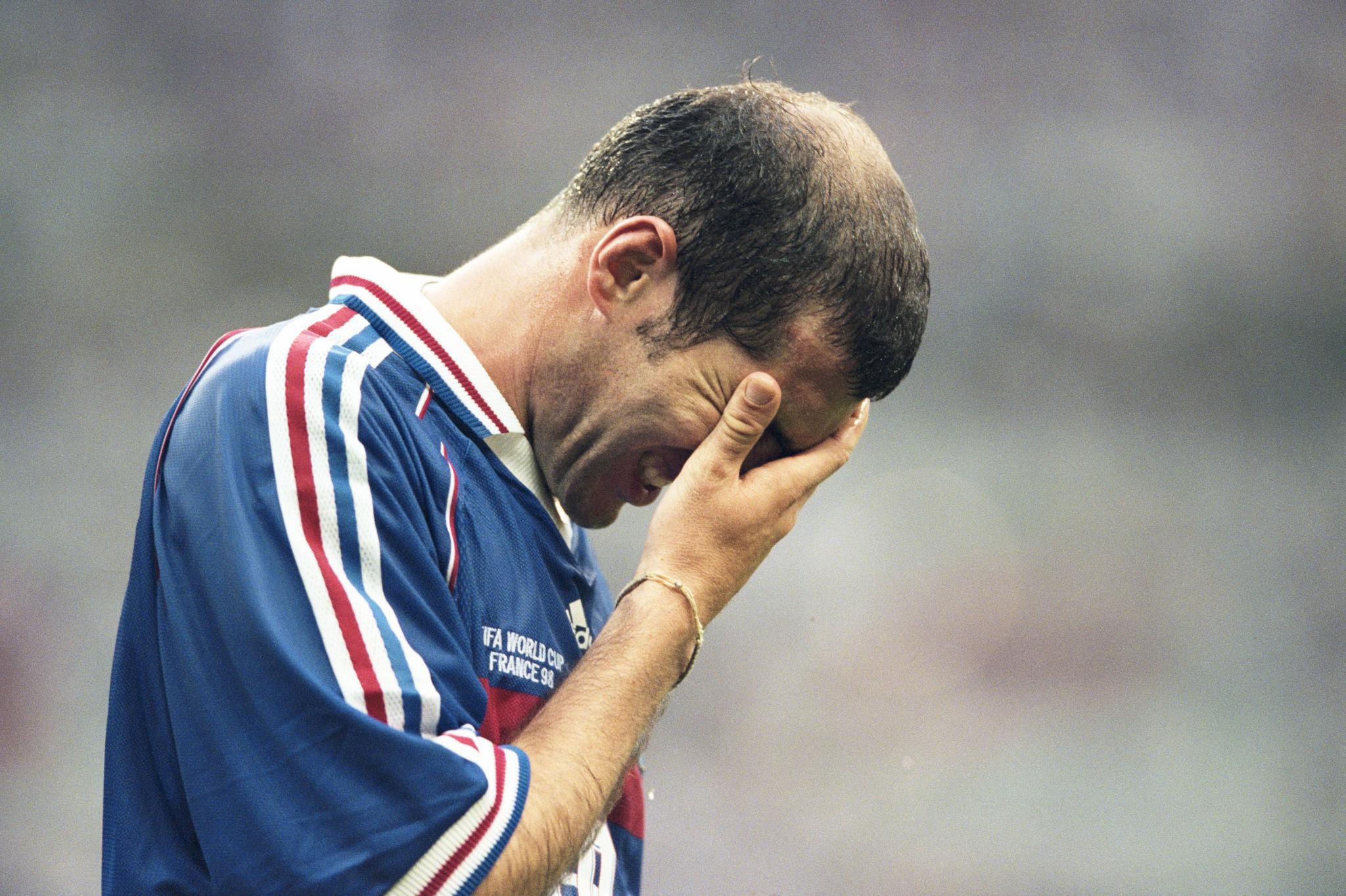 Zinedine Zidane Legenda Elegan Dunia Sepak Bola