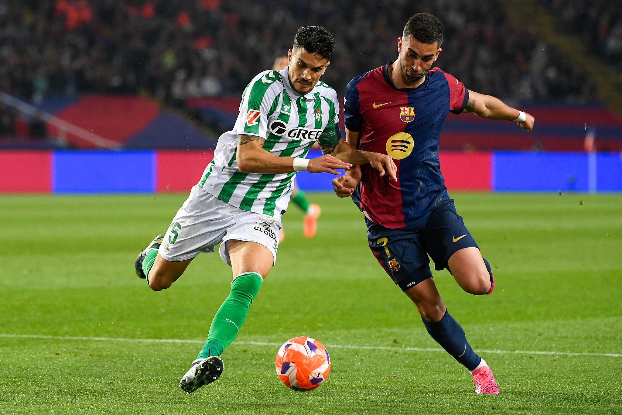 Barcelona vs Real Betis Menang 3-1 Laga Penuh Tekanan di Fase Akhir La Liga